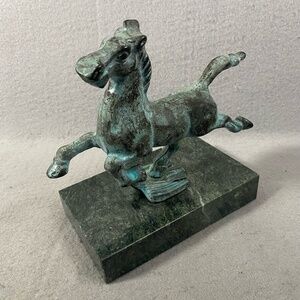 Vintage  “Flying Horse Of Gansu” Bronze Galloping Running Horse Statue Patina